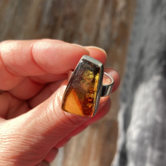 Amber and silver adjustable ring - Picture 7 of 11